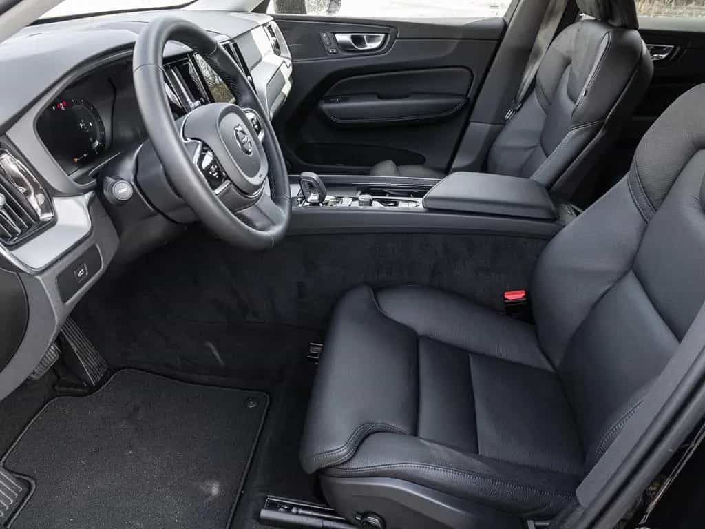 Volvo XC60 Plus Dark AWD Digitales Cockpit Memory Sitz 12/2023-photo-10