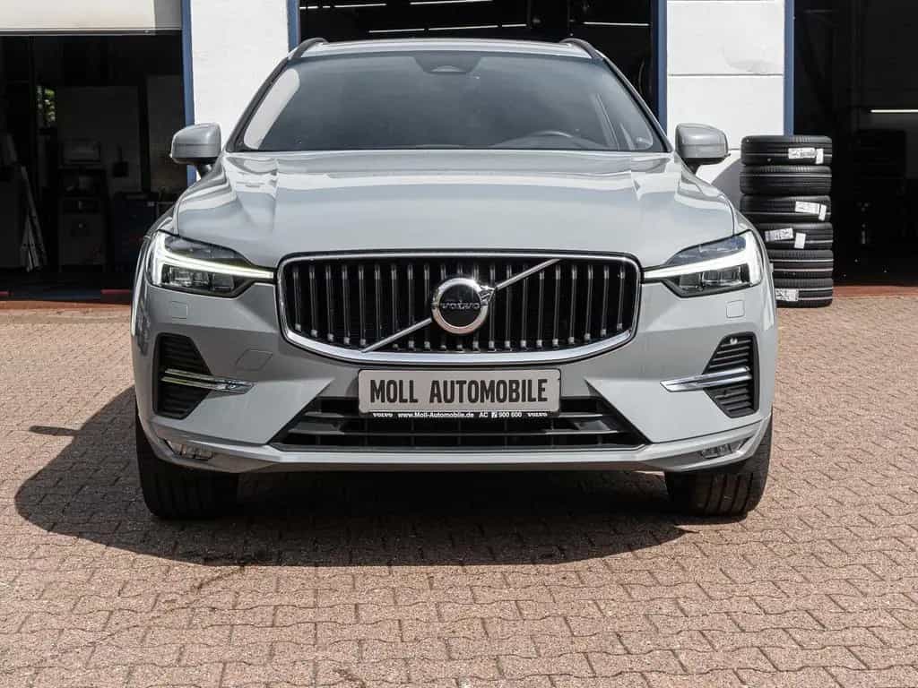 Volvo XC60 Core 2WD AHK Digitales Cockpit Soundsystem 12/2023-photo-2