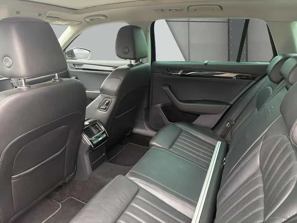 Skoda Superb Combi 2.0 TSI L&K 4x4 EXPORT *STD.HZG.*AH 07/2016-photo-10