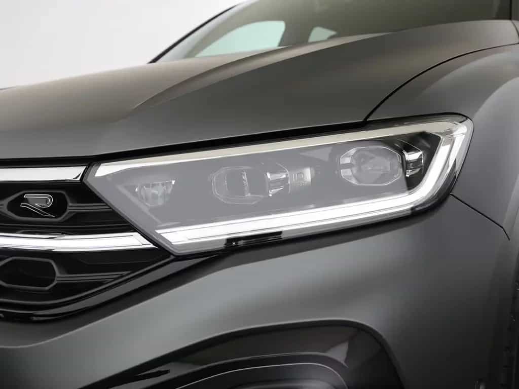 Volkswagen T-Roc 1.5 TSI DSG R-Line  LED Navi ACC Kamera Al 12/2025-photo-18