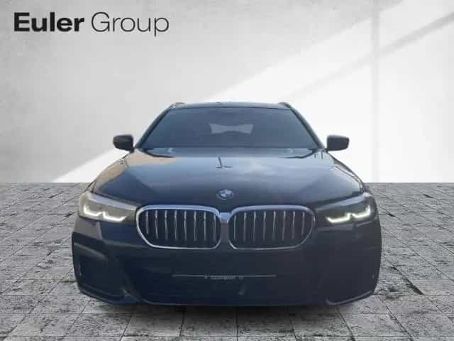 BMW 5 Series 520 dxDrTour M-Sport LCProf ACC Kamera HiFi 11/2022-photo-1