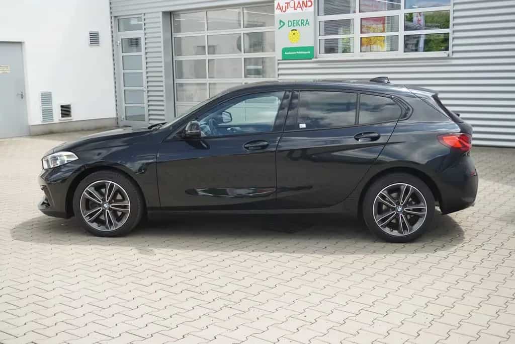BMW 118 i Sport Line LED Navi Sitzheizung DAB PDC 07/2020-photo-2