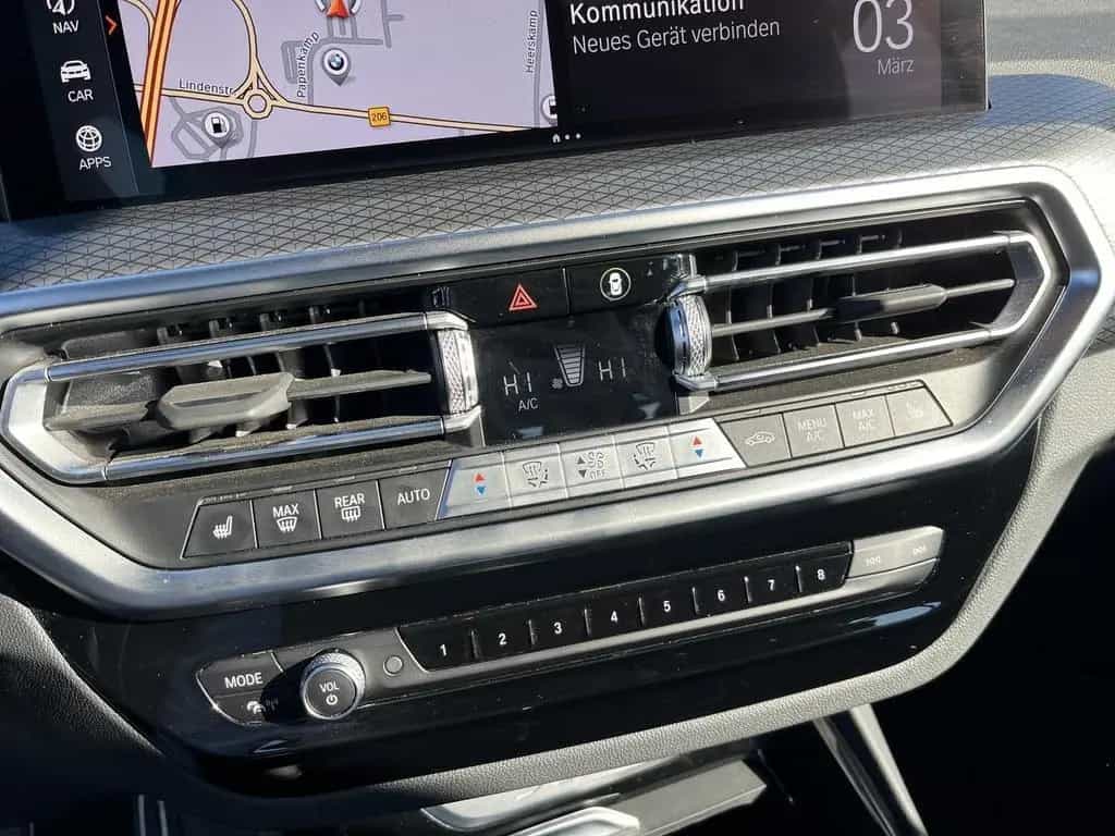 BMW X3 xDrive20d M Sport Laser Pano AHK HiFi Keyless 09/2022-photo-11