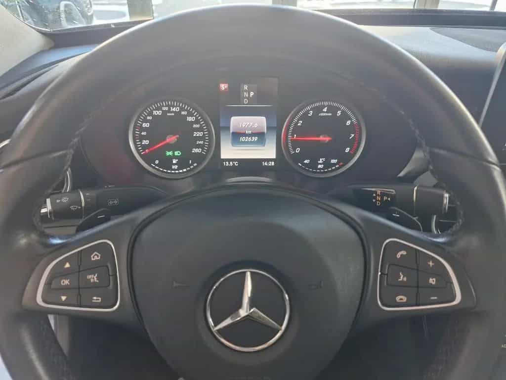 Mercedes-Benz C 300 Avantgarde*LED*SHZ*Navi*AHK* 11/2017-photo-10
