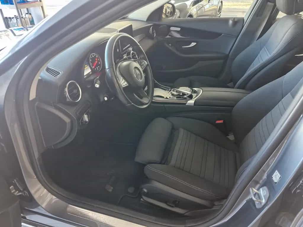 Mercedes-Benz C 300 Avantgarde*LED*SHZ*Navi*AHK* 11/2017-photo-13