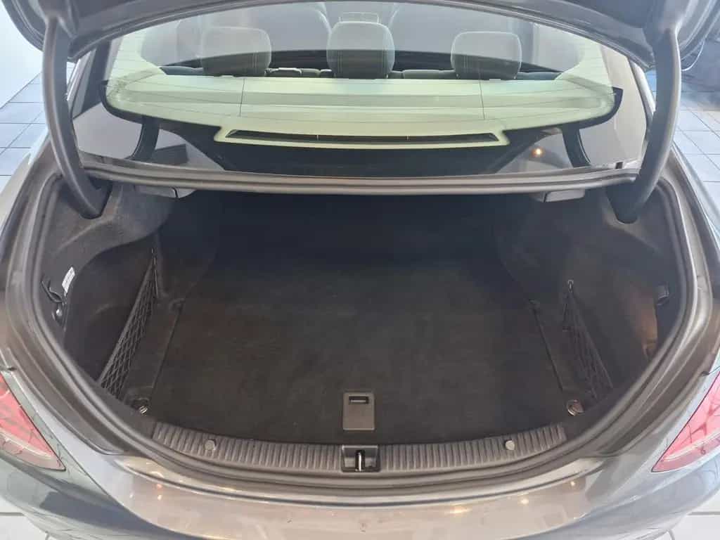 Mercedes-Benz C 300 Avantgarde*LED*SHZ*Navi*AHK* 11/2017-photo-16