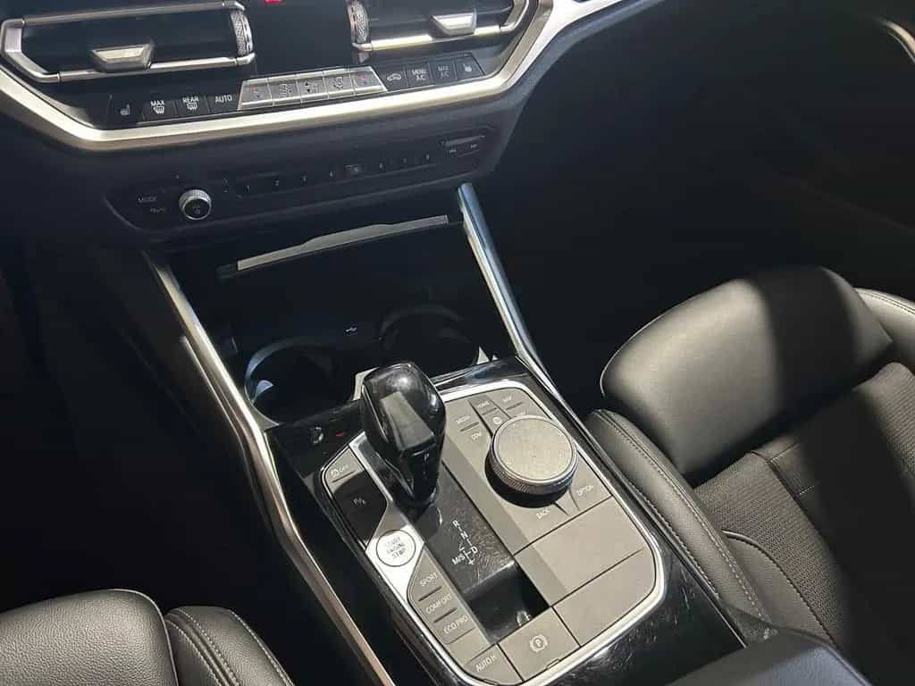 BMW 320 3er Touring 320d xDrive Sport Line 06/2021-photo-14