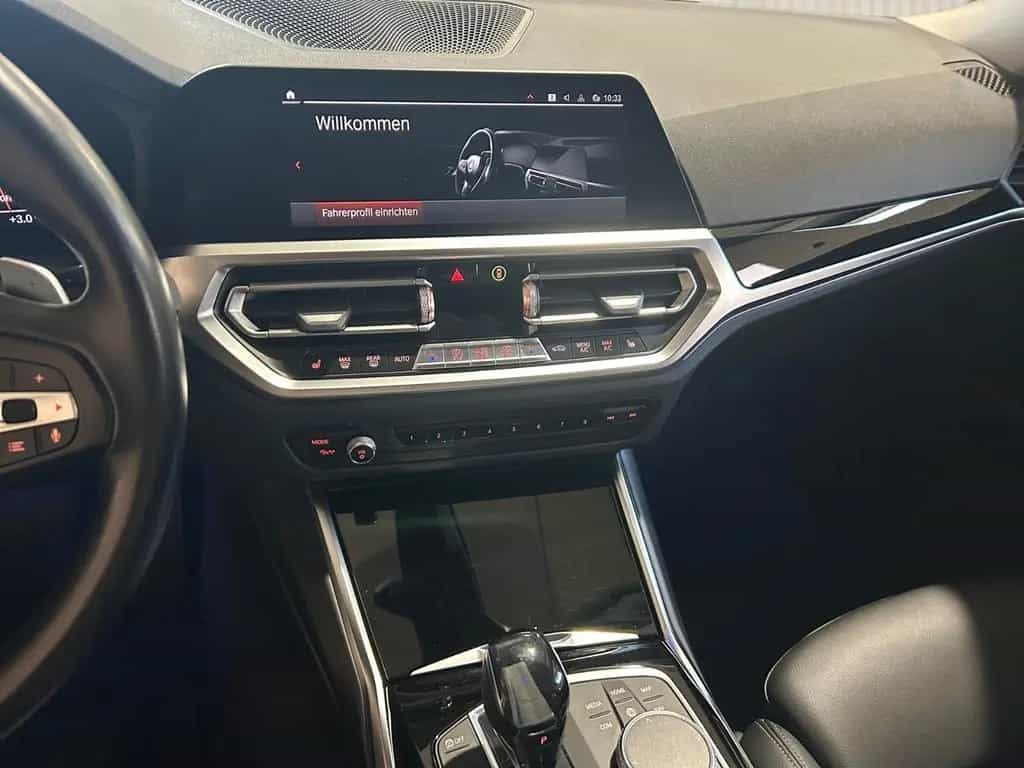 BMW 320 3er Touring 320d xDrive Sport Line 06/2021-photo-8