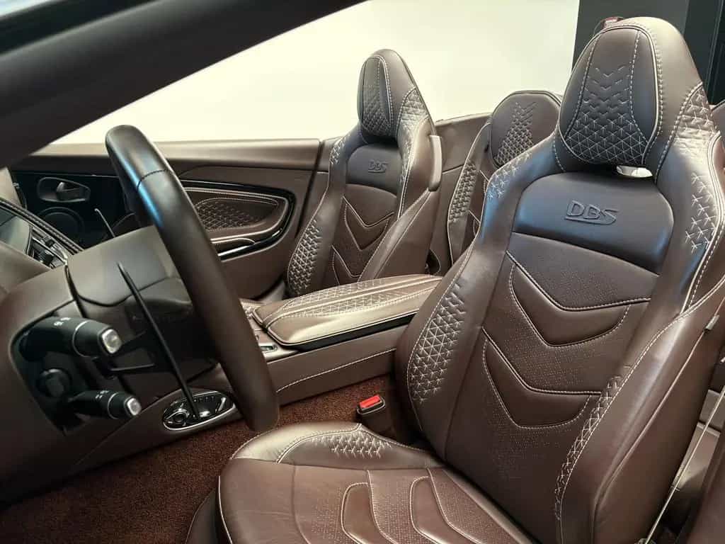 Aston Martin DBS 5.2. V12 Volante - Quantum Silver - B&O 03/2020-photo-11