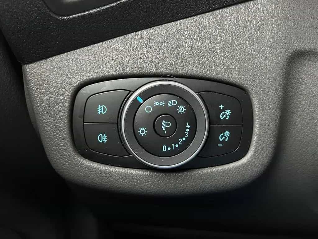 Ford Tourneo Connect 1.5TDCI Trend Tempomat+Verkehrsz 11/2020-photo-13