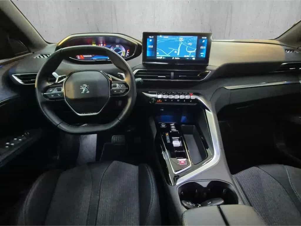 Peugeot 3008 Hybrid Allure Pack 136 e-DSC6 Navi LED SHZ 12/2023-photo-11
