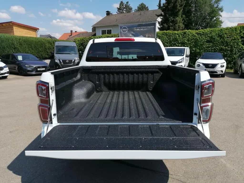 Isuzu D-Max Double Cab V-Cross 4WD Klima SHZ LED AHK 04/2023-photo-15