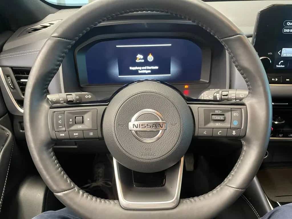 Nissan Qashqai 1.3 Tekna Pano Navi 360° DAB SHZ PDC AHK 06/2022-photo-11