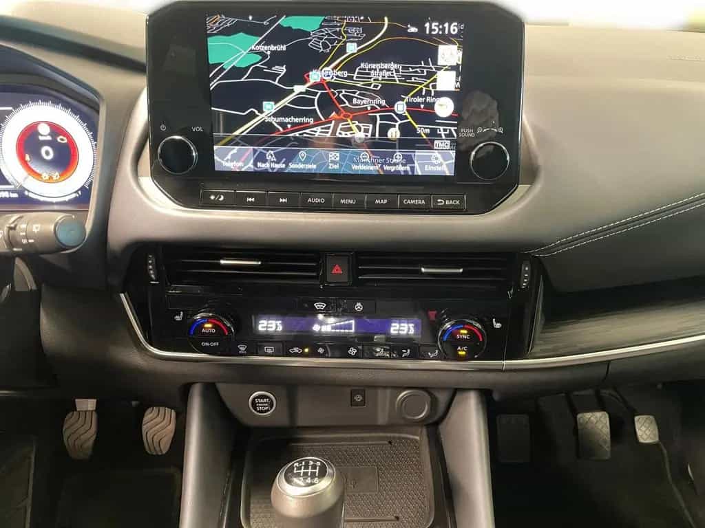 Nissan Qashqai 1.3 Tekna Pano Navi 360° DAB SHZ PDC AHK 06/2022-photo-12