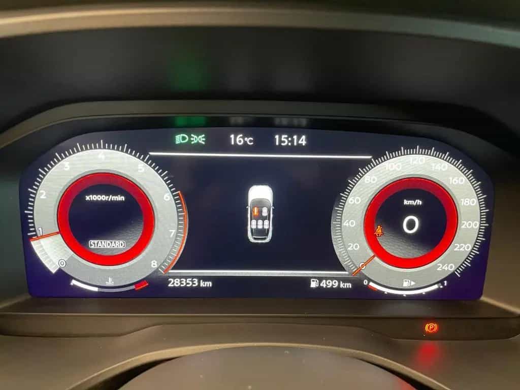 Nissan Qashqai 1.3 Tekna Pano Navi 360° DAB SHZ PDC AHK 06/2022-photo-8