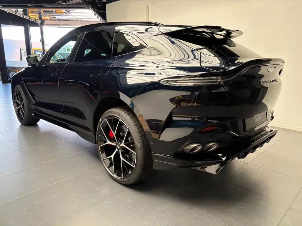 Aston Martin DBX 707 null-photo-3