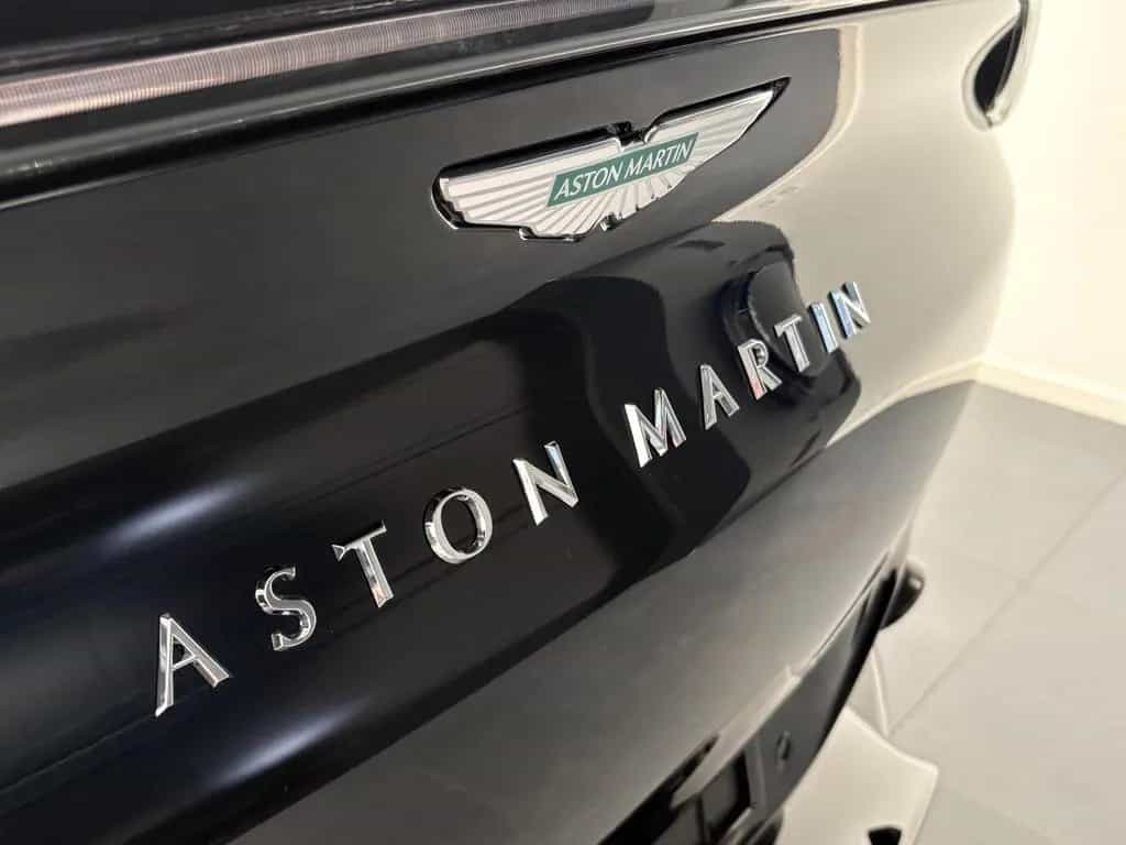 Aston Martin DBX 707 null-photo-4