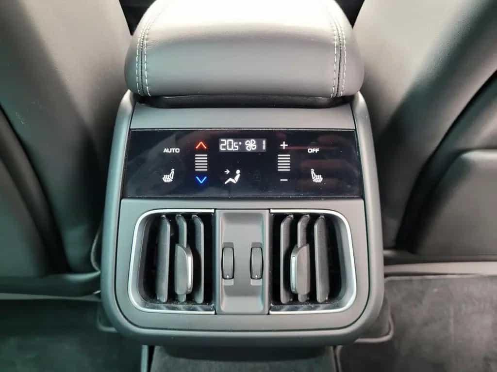 Maserati Grecale Modena 2.0 MHEV AWD*21-Zoll*Matrix-LED*H 03/2023-photo-10