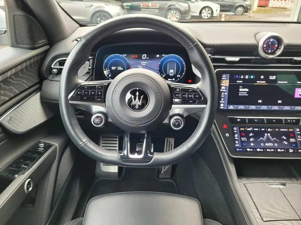 Maserati Grecale Modena 2.0 MHEV AWD*21-Zoll*Matrix-LED*H 03/2023-photo-6