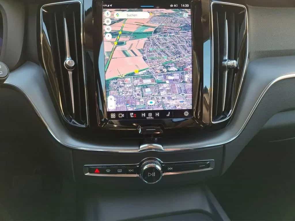 Volvo XC60 AWD 2.0 Diesel CORE Rückfahrkamera Google 11/2022-photo-16