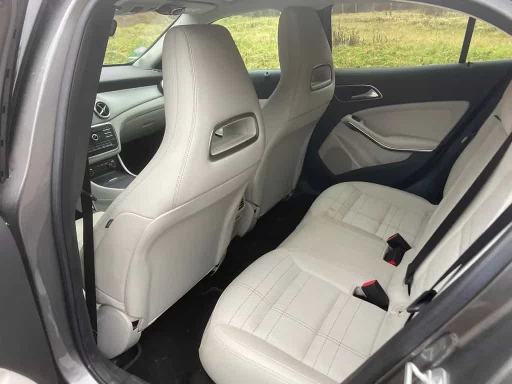 Mercedes-Benz GLA-Class 200 - TÜV Neu - 8 Fach bereift 06/2016-photo-6