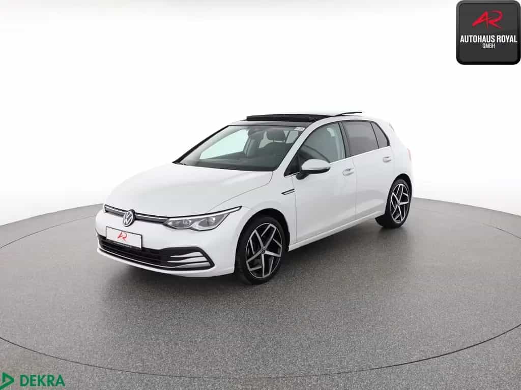 Volkswagen Golf VIII 1.5 eTSI STYLE STANDHZ,MASSAGE,KEYLESS 07/2020-photo-0