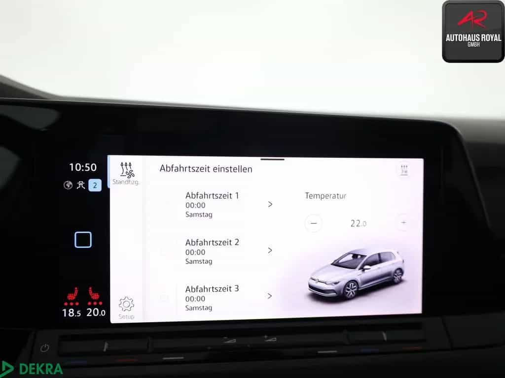 Volkswagen Golf VIII 1.5 eTSI STYLE STANDHZ,MASSAGE,KEYLESS 07/2020-photo-22