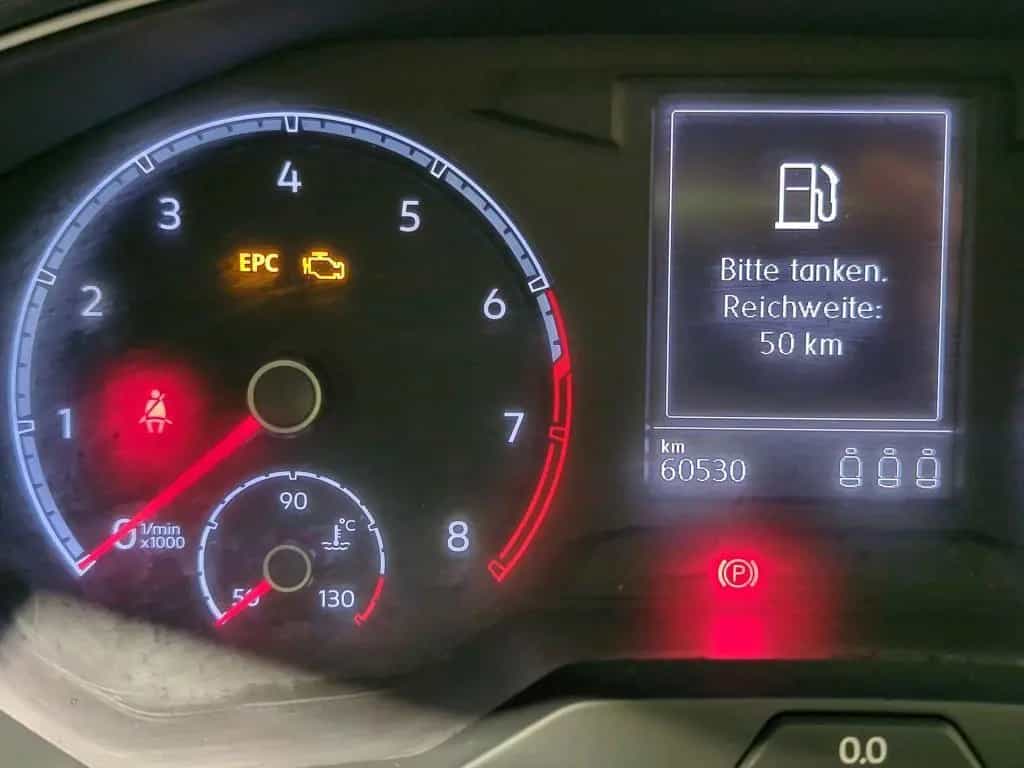 Volkswagen T-Roc Sport 1.5 TSI 110kW DSG AHK*PDC*NAV*LED*SH 08/2021-photo-6