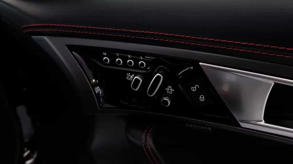 Jaguar F-Type 5.0 L V8 R Kompressor Automatik 07/2017-photo-35