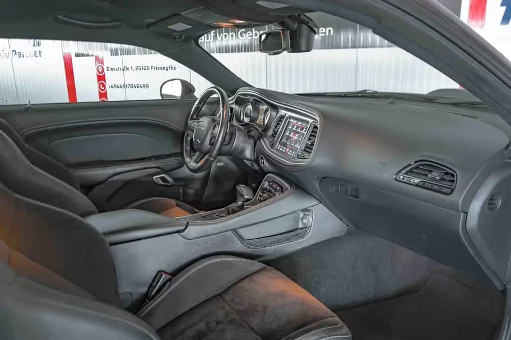 Dodge Challenger 6.4 V8 SRT WIDEBODY SCAT PACK SHAKER 07/2020-photo-18