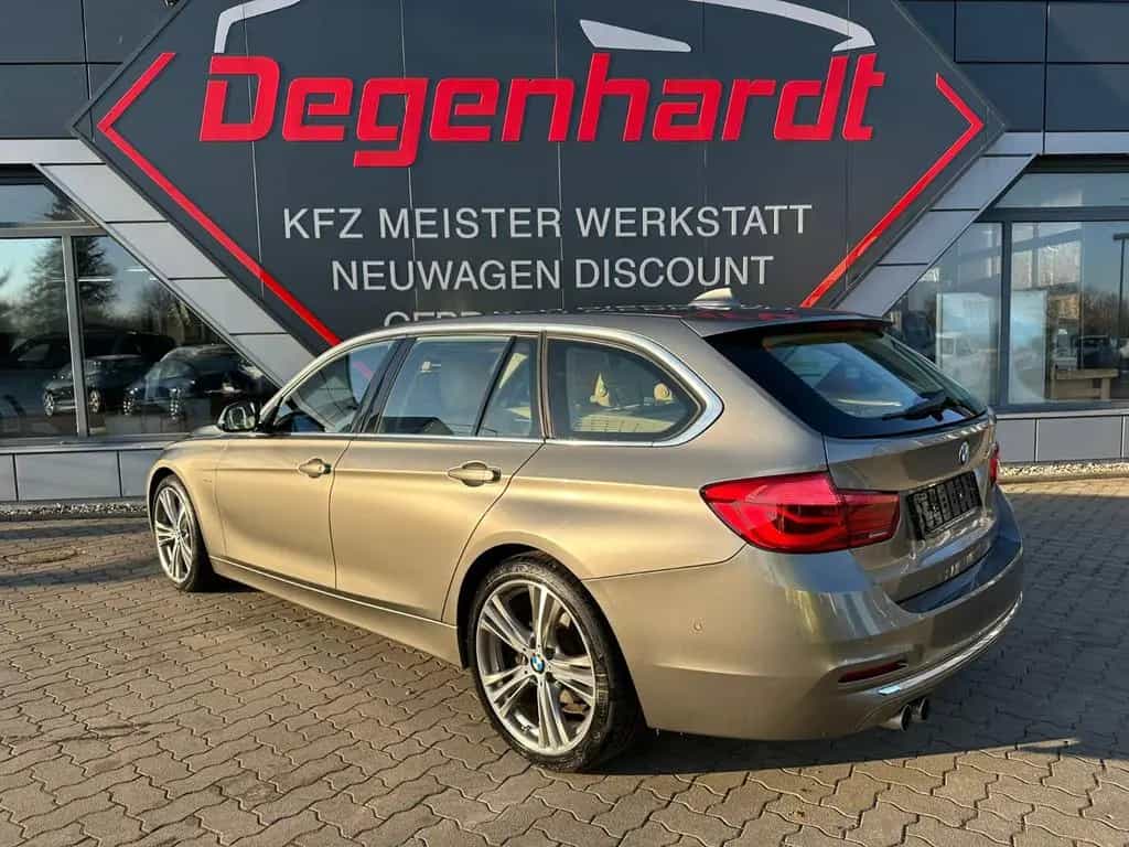 BMW 320 3 Touring 320 d Luxury Line LED NAV KAMERA 07/2016-photo-6