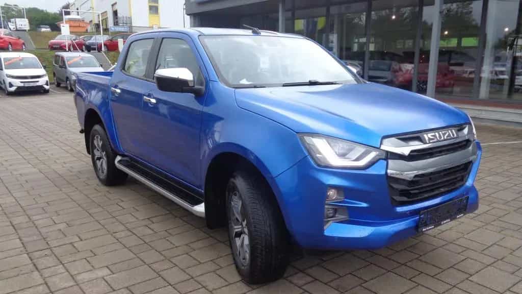 Isuzu D-Max Double Cab 4x4 LSE Klimaautomatik+LED+Kame 06/2024-photo-2