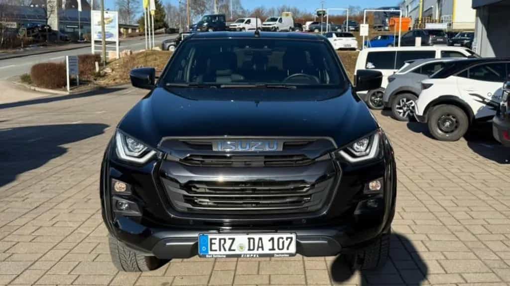 Isuzu D-Max Double Cab V-Cross Klimaautomatik+Kamera+L 12/2024-photo-1