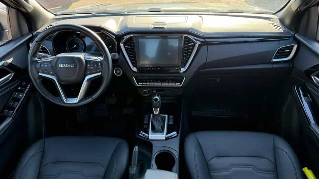 Isuzu D-Max Double Cab V-Cross Klimaautomatik+Kamera+L 12/2024-photo-10