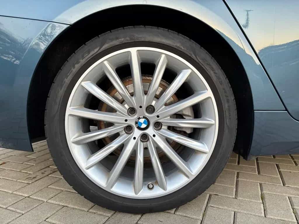BMW 5 Series 520 d xDrive Touring Luxury Line PANO HUD HIFI L 12/2022-photo-16