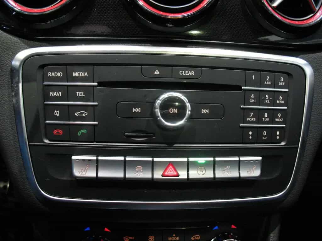 Mercedes-Benz CLA-Class 45 4Matic AMG Speedshift DCT 7G *LED*SHD* 08/2017-photo-21