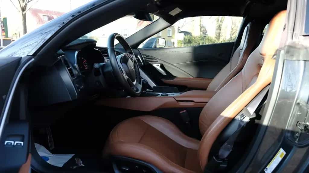 Corvette C7 2LT Z51 6.2 V8 MT7 Stingray Coupe 07/2014-photo-27