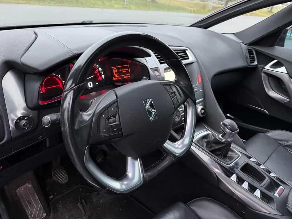 DS Automobiles DS5 DS 5 Business Class 07/2017-photo-10