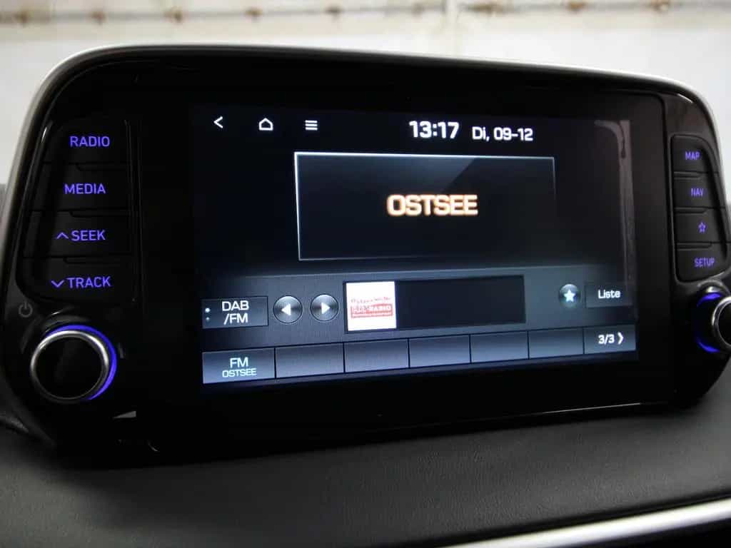 Hyundai Tucson 1.6 CRDi DPF 2WD 7-DCT LED+NAVI+KAMERA 03/2019-photo-12