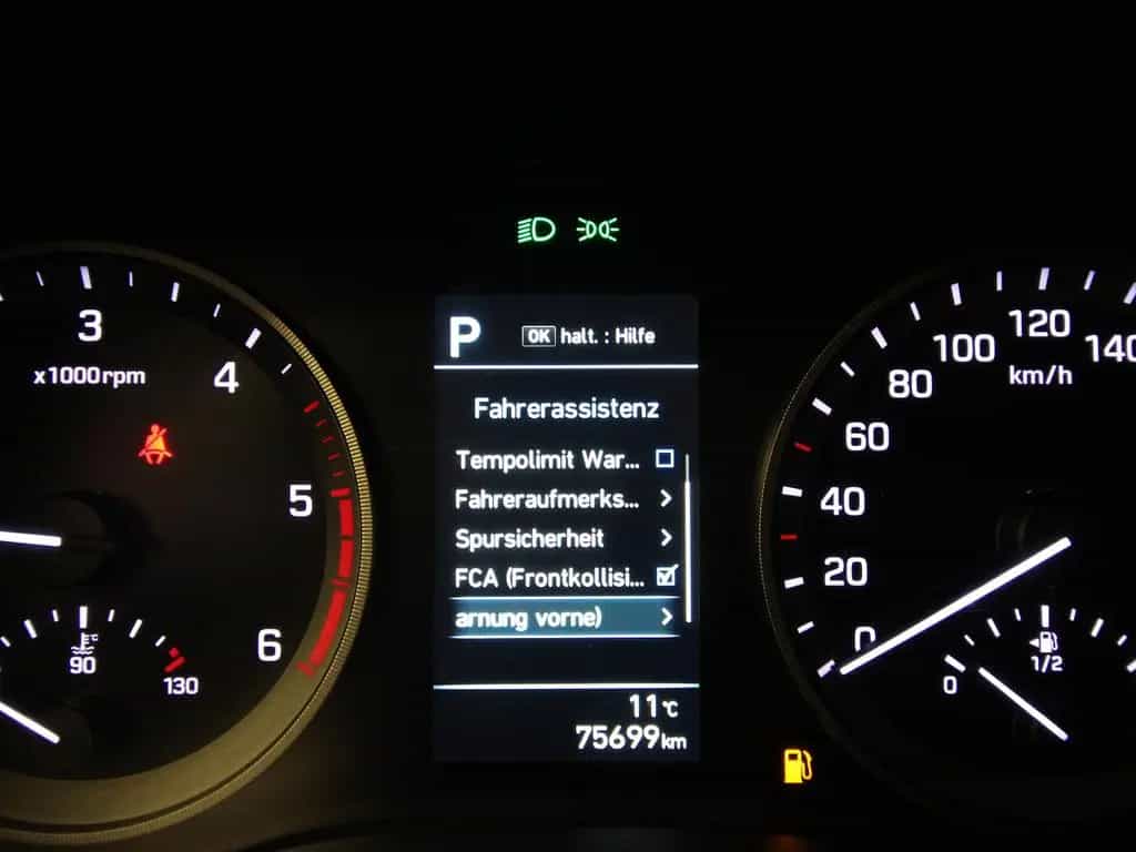 Hyundai Tucson 1.6 CRDi DPF 2WD 7-DCT LED+NAVI+KAMERA 03/2019-photo-16