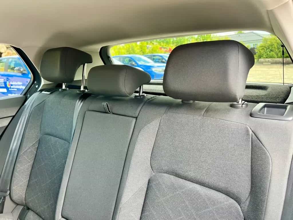 Volkswagen Golf 1.5 eTSI OPF DSG Life GZJR AAC SHZ KAMERA 01/2024-photo-7