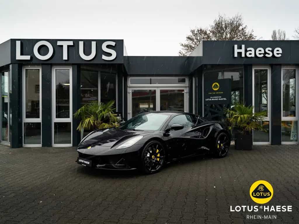 Lotus Emira V6 Cosmos Black - by LOTUS HAESE 05/2026-photo-0