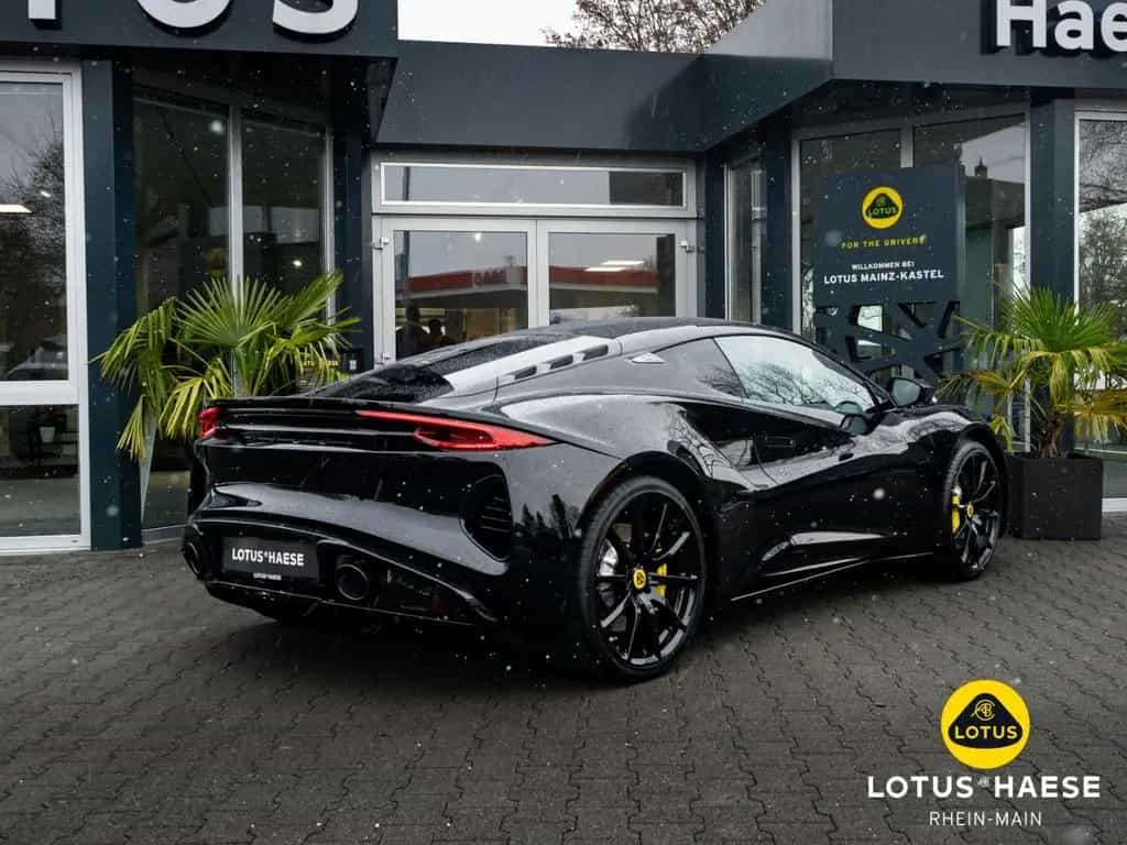 Lotus Emira V6 Cosmos Black - by LOTUS HAESE 05/2026-photo-12