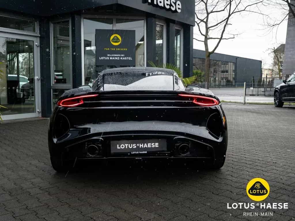 Lotus Emira V6 Cosmos Black - by LOTUS HAESE 05/2026-photo-13