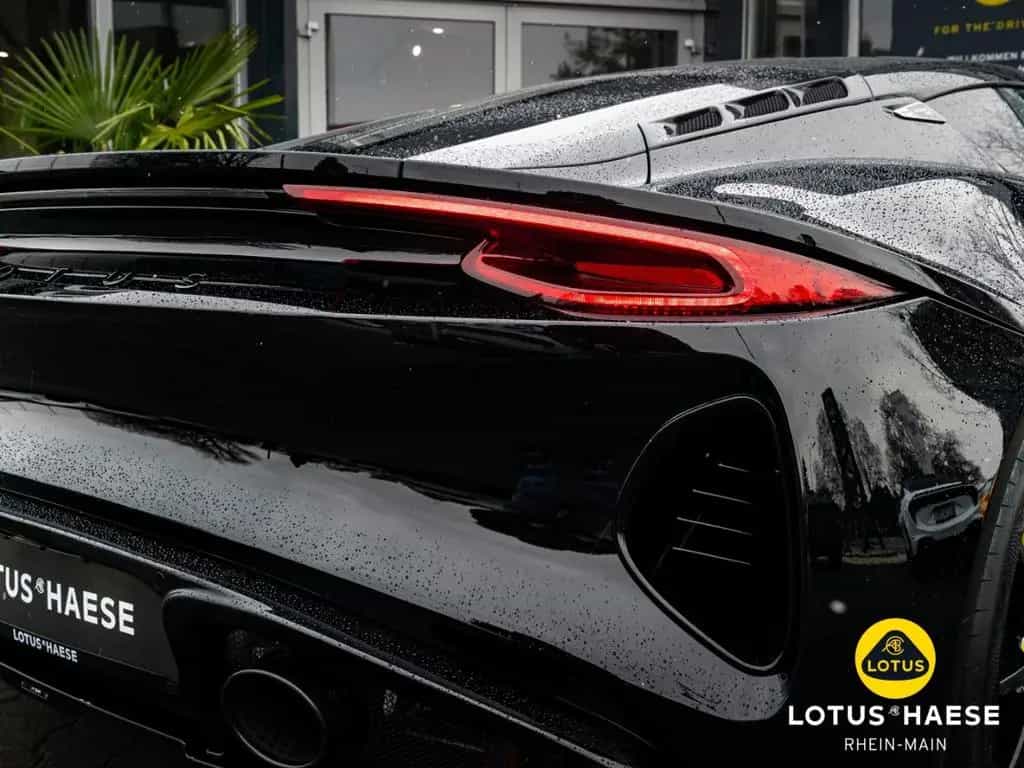 Lotus Emira V6 Cosmos Black - by LOTUS HAESE 05/2026-photo-14