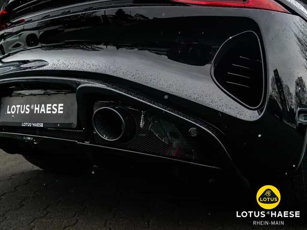 Lotus Emira V6 Cosmos Black - by LOTUS HAESE 05/2026-photo-15