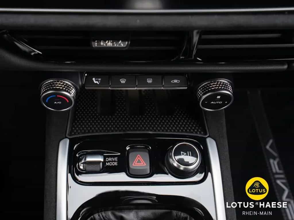 Lotus Emira V6 Cosmos Black - by LOTUS HAESE 05/2026-photo-24
