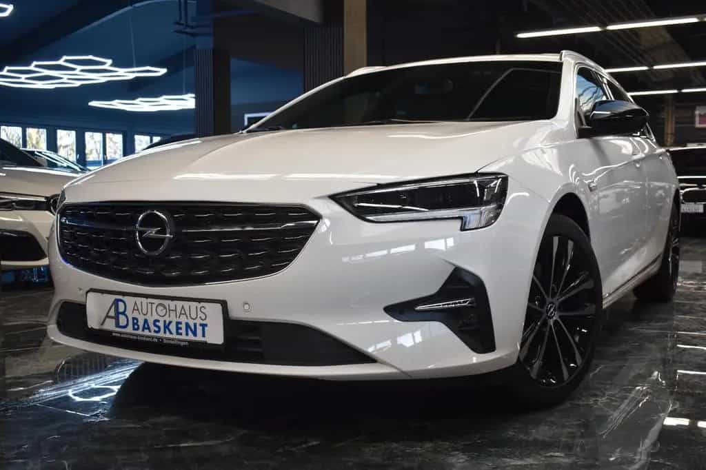 Opel Insignia B Sports Tourer Ultimate*PANO*KAMERA* 11/2021-photo-10
