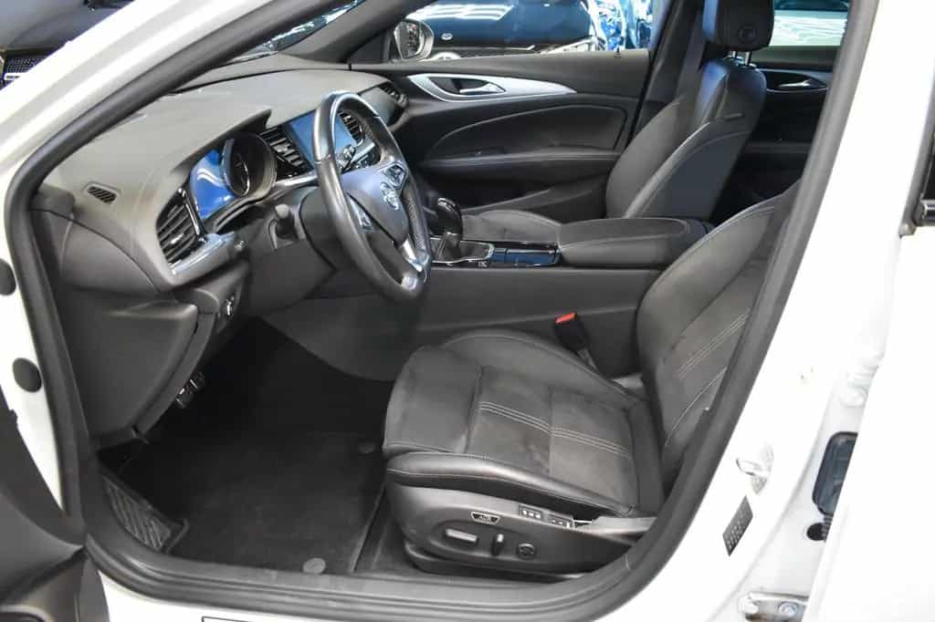 Opel Insignia B Sports Tourer Ultimate*PANO*KAMERA* 11/2021-photo-8