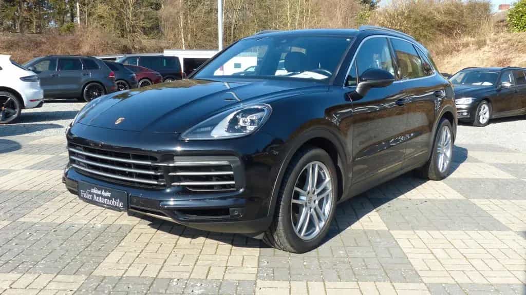 Porsche Cayenne el.AHk Luftfederung Standhzg 20Zoll 05/2019-photo-0